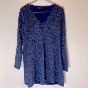 Final Touch Heathered Navy Blue V-Neck Knit Blouse Womens Medium Tunic